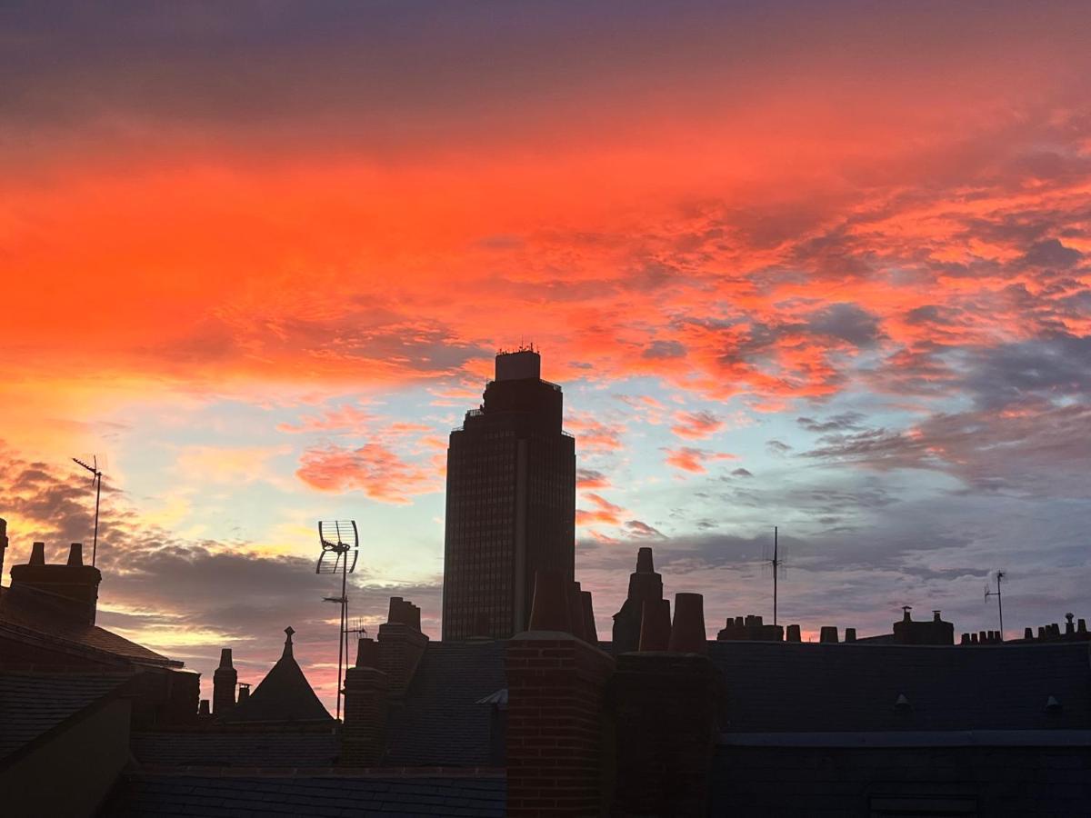 Chez Morphee, Sejour Chez L'Habitant Au Coeur De Nantes Apartment ภายนอก รูปภาพ